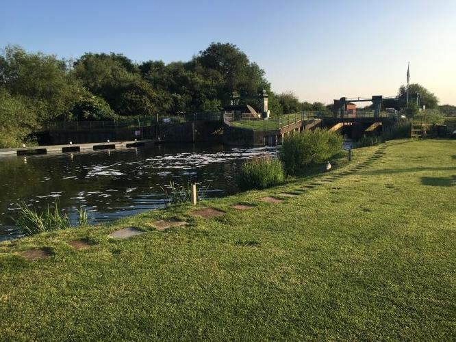 Glebe Meadow Fishery