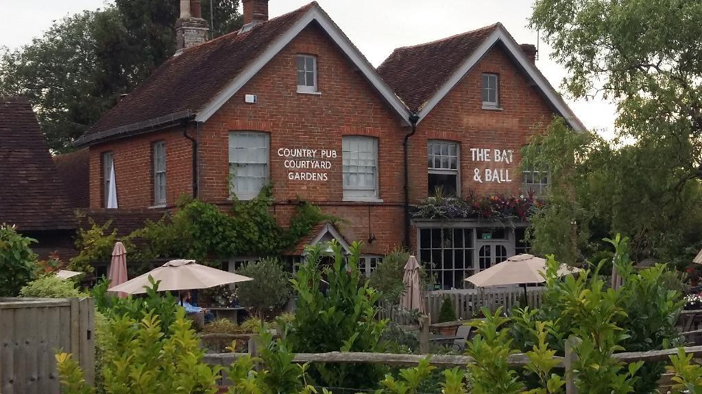 Bat and Ball Country Pub and Haywards Restaurant