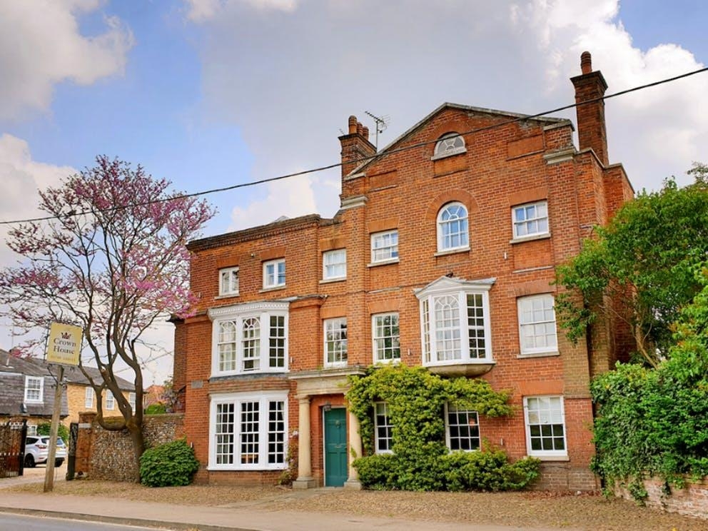 The Crown House Hotel